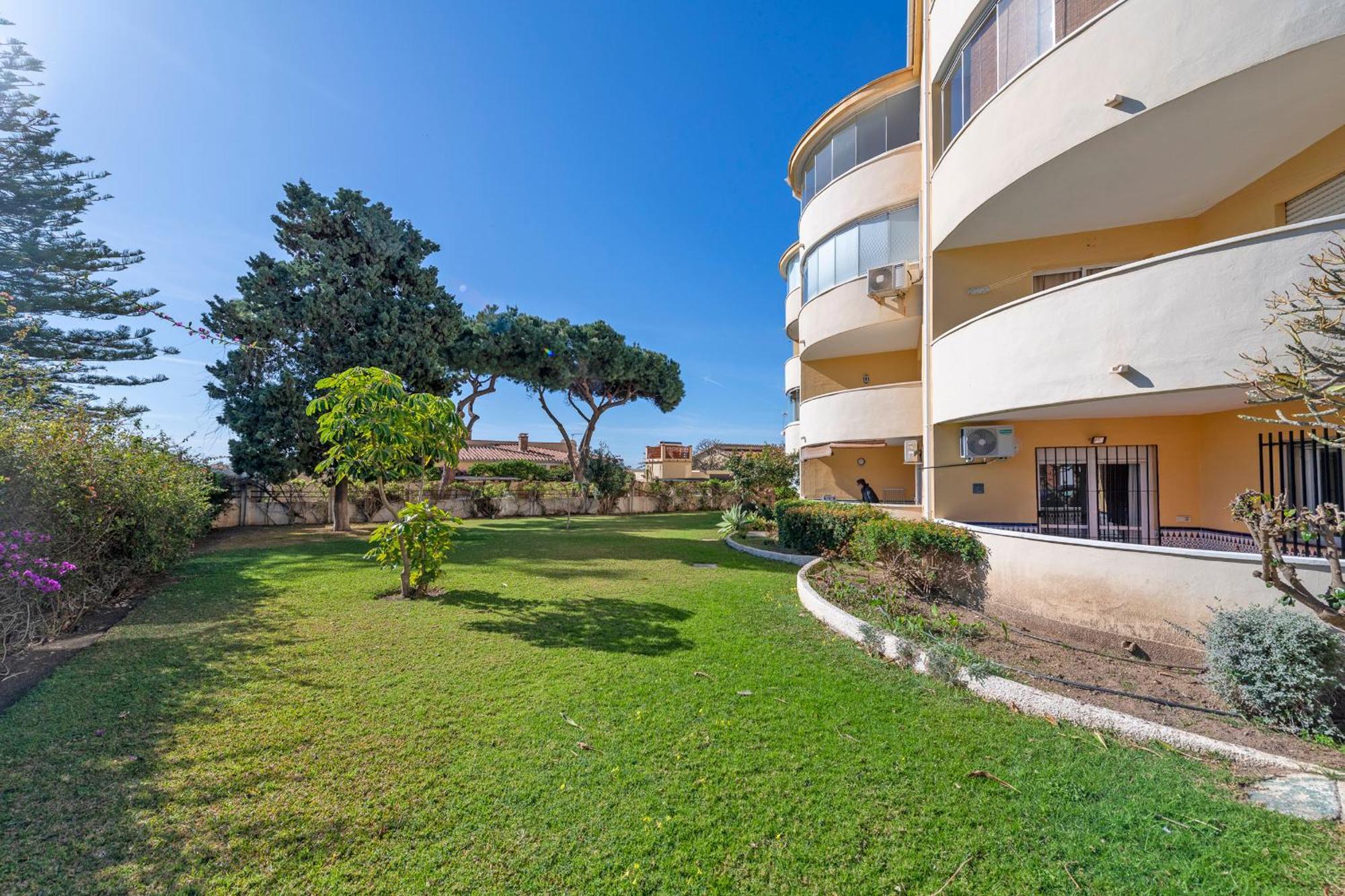 Brisamar II Primera Linea De Playa & Priv Parking Торре-де-Бенаґальбон Екстер'єр фото